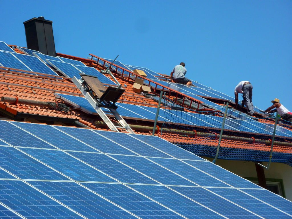 Fotowoltaika jest największym pod względem liczby miejsc pracy działem energetyki odnawialnej