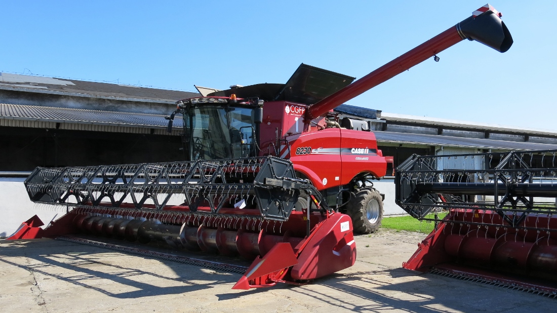 Kombajn Case IH Axial-Flow 8230