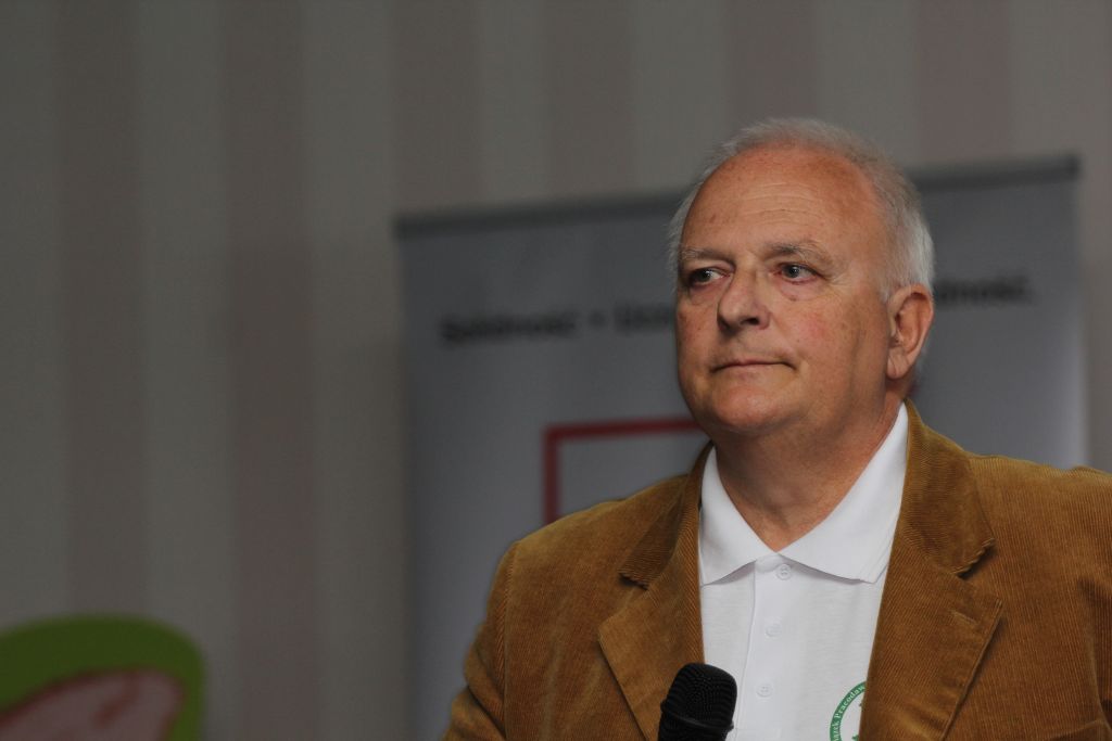 ped, epidemiczna biegunka świń, prosięta, wielka brytania