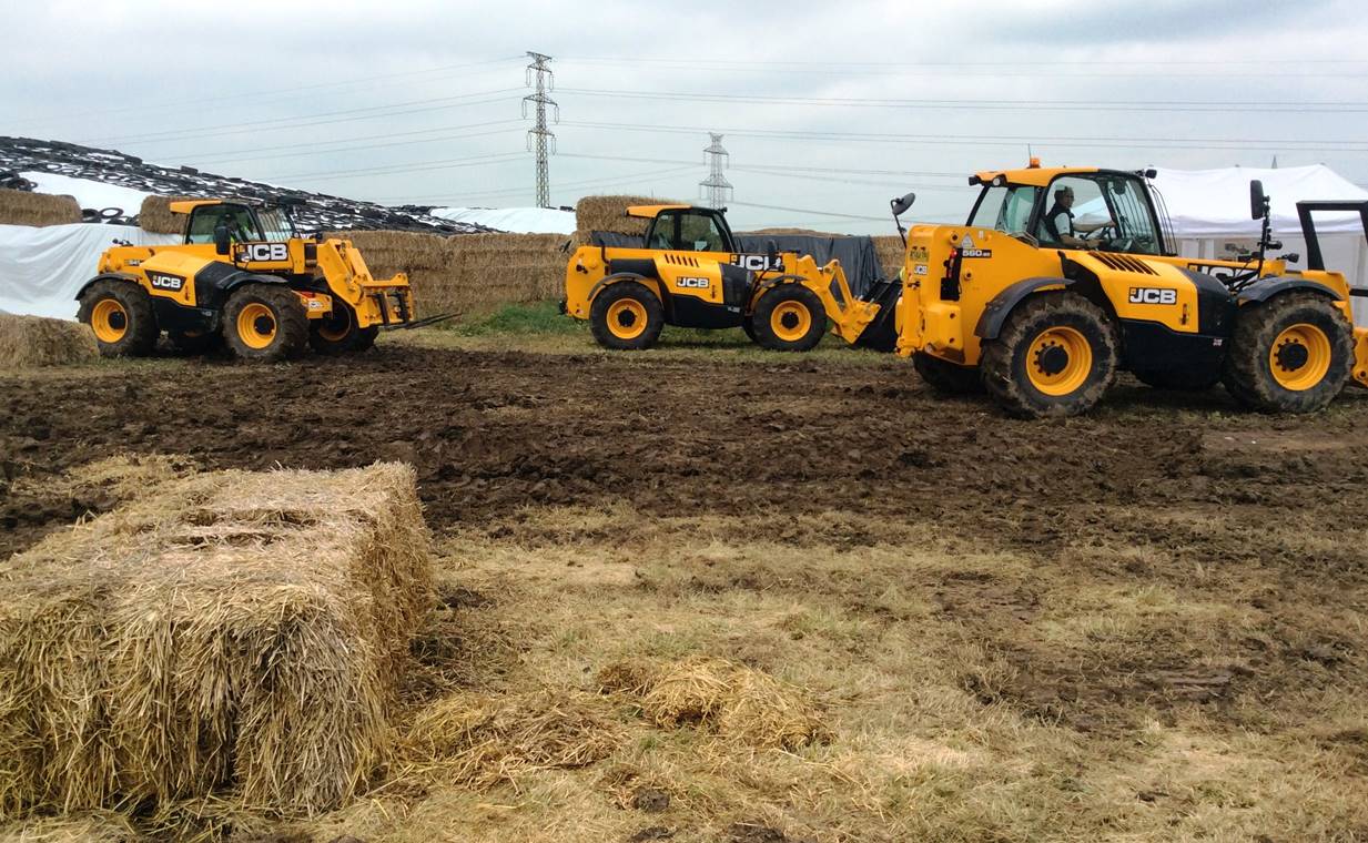 Ładowarki teleskopowe JCB