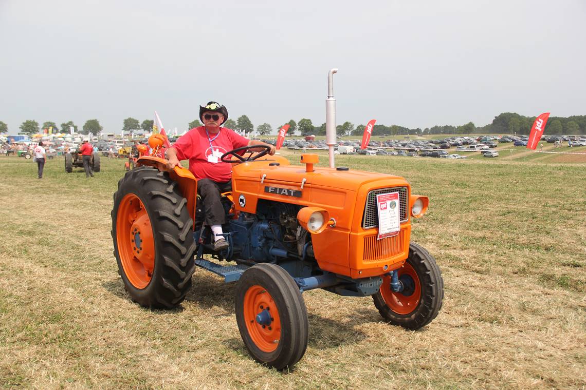Ciągnik Claas Axion 850