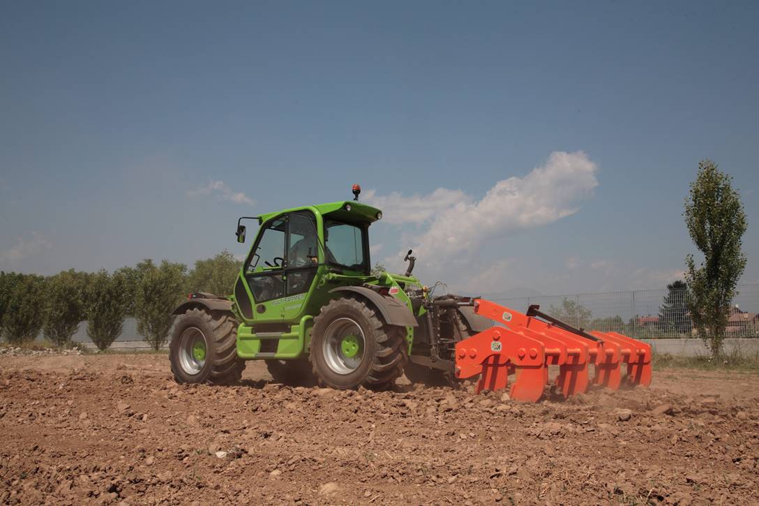 Ładowarka_Merlo_Multifarmer