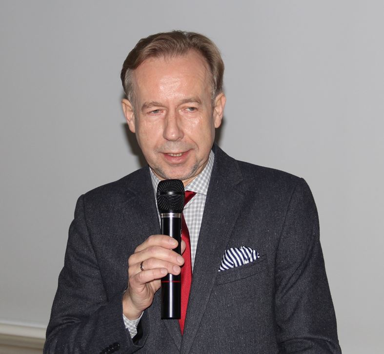 prof. Jacek Przybył