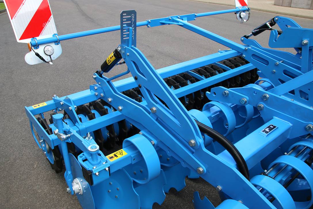Kompaktowa brona talerzowa Lemken Heliodor 9