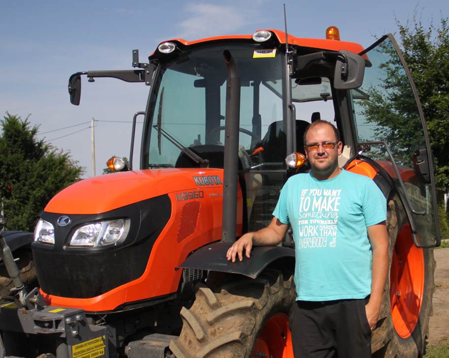 Kubota M9960