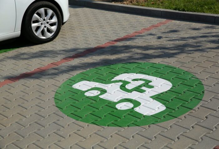 motoryzacja, paliwo wodorowe, napęd hybrydowy, auta elektryczne
