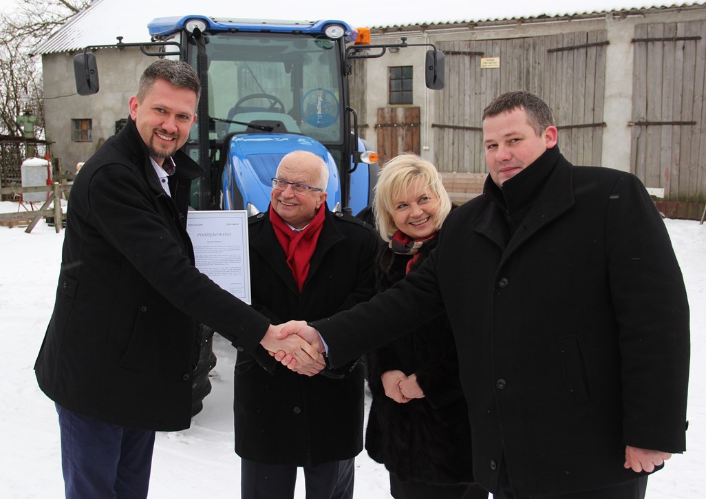 New Holland TD5.105