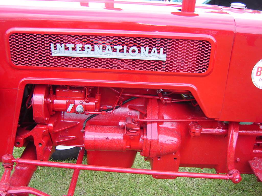 International Harvester B-275