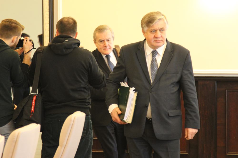 rząd, PiS, ustawa, prawo, Krzysztof Jurgiel, Beata Szydło, ziemia, ANR