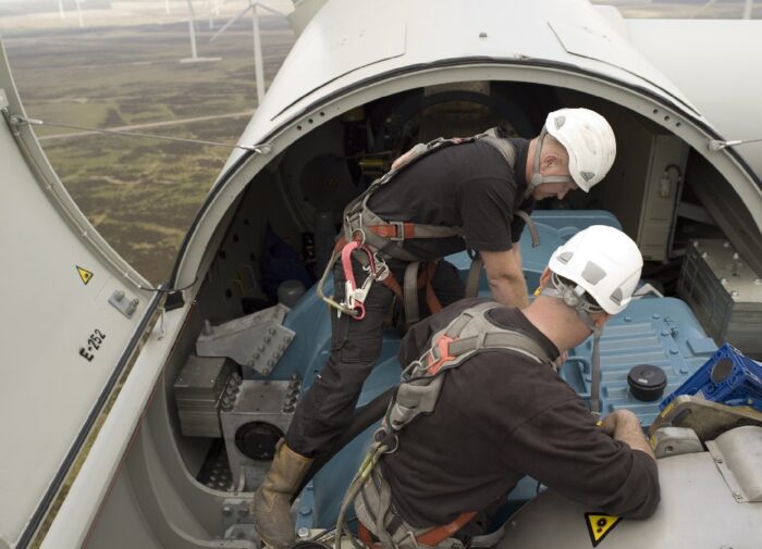 elektrownia wiatrowa, mikroinstalacja, odległość wiatraków od zabudowań, urząd dozoru technicznego