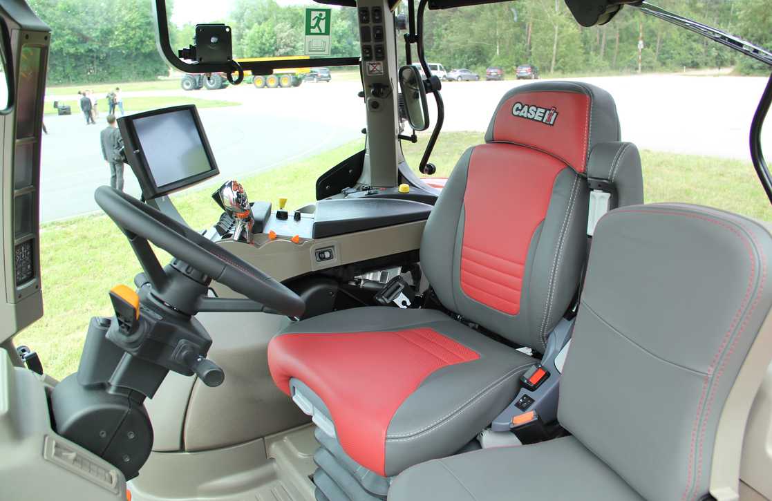 Case IH Optum 300