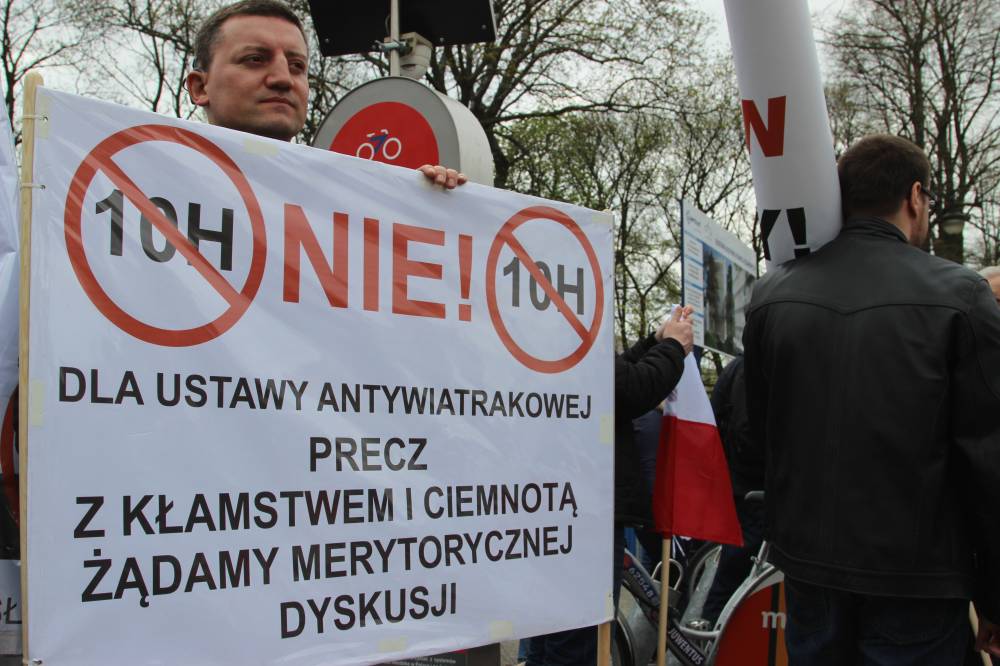 OZE, energia wiatrowa, ustawa wiatrakowa, MSZ, Sejm, posłowie