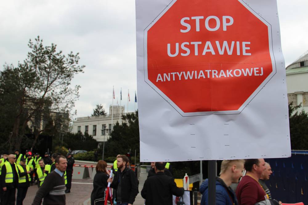 OZE, energia wiatrowa, ustawa wiatrakowa, MSZ, Sejm, posłowie