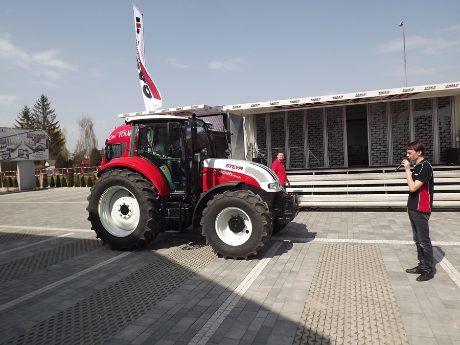 Steyr 4095 Multi