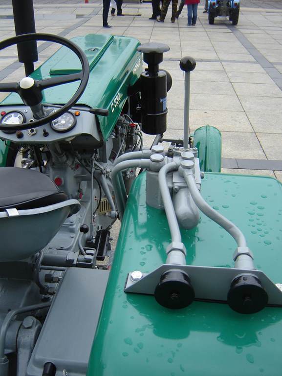 Ursus C-330
