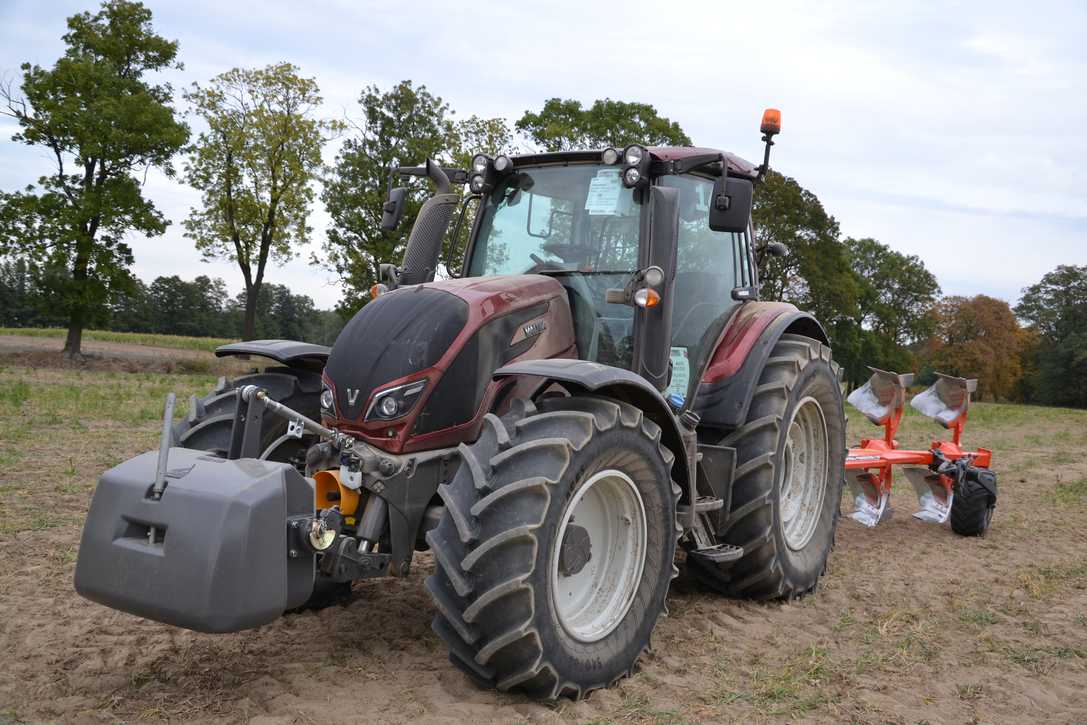 Valtra N174