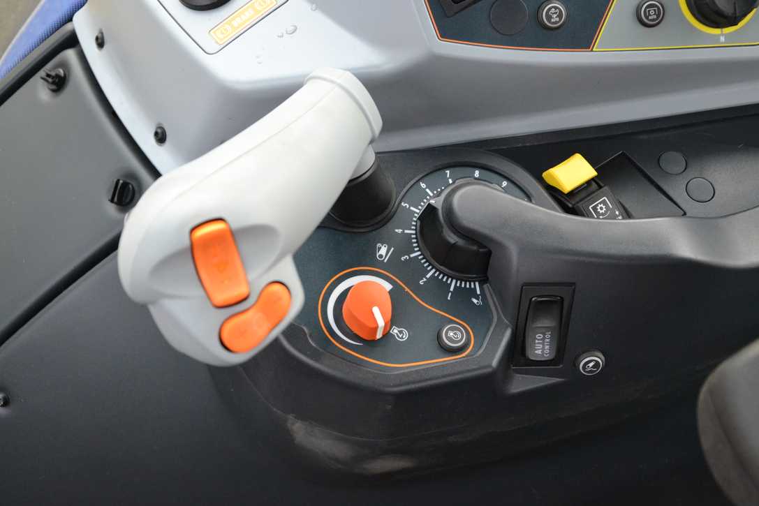 Valtra N174