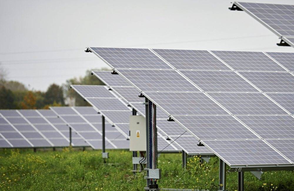 OZE, energia z wiatru, energia ze słońca, prawo, biomasa, inwestycje w OZE