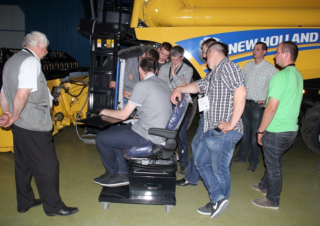 Kombajn New Holland
