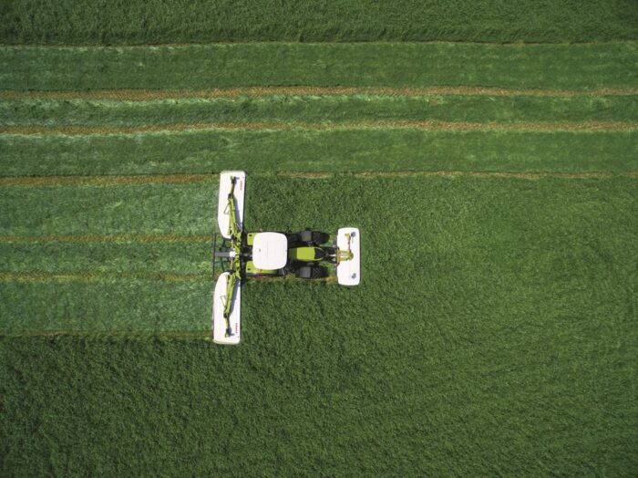 Kombaj Claas Lexion