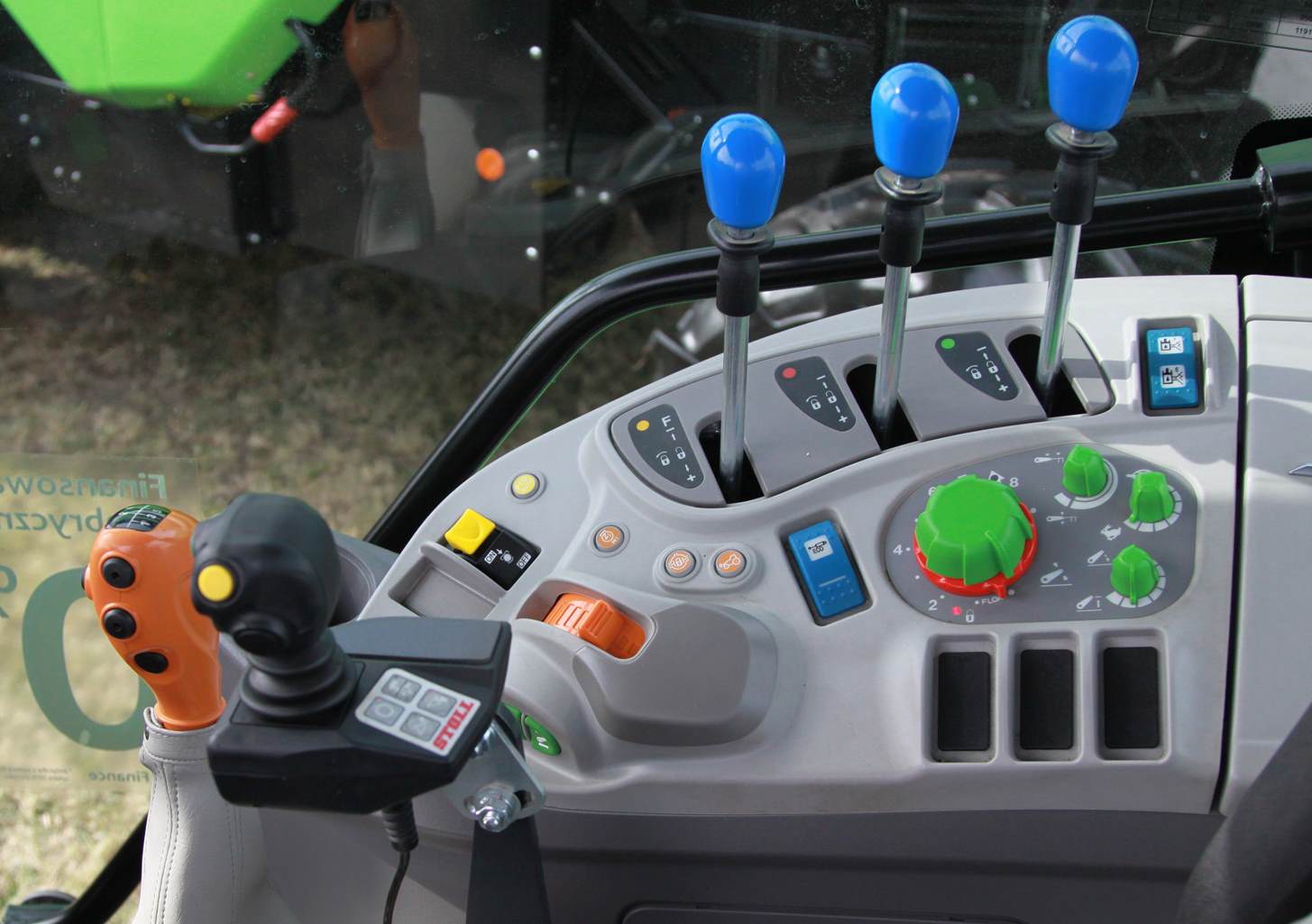 Deutz-Fahr 5115.4G w wersji HD