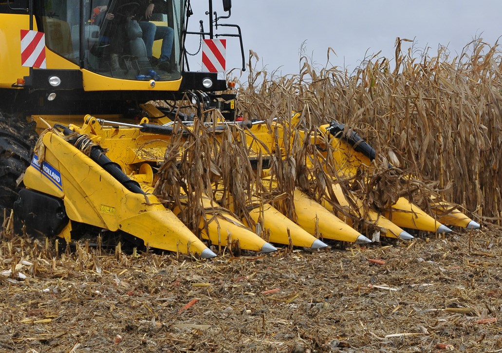 New Holland CX 6090 Elevation