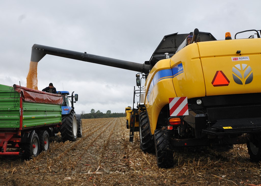 New Holland CX 6090 Elevation