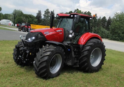 Case IH Optum 300 CVX