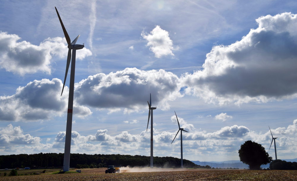 oze, inwestycje w oze, energia wiatrowa, energia słoneczna, komisja europejska