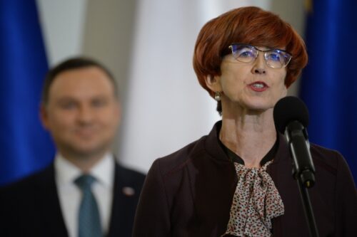 program 500+, 500+, aktywizacja zawodowa kobiet, elżbieta rafalska, aktywność zawodowa kobiet