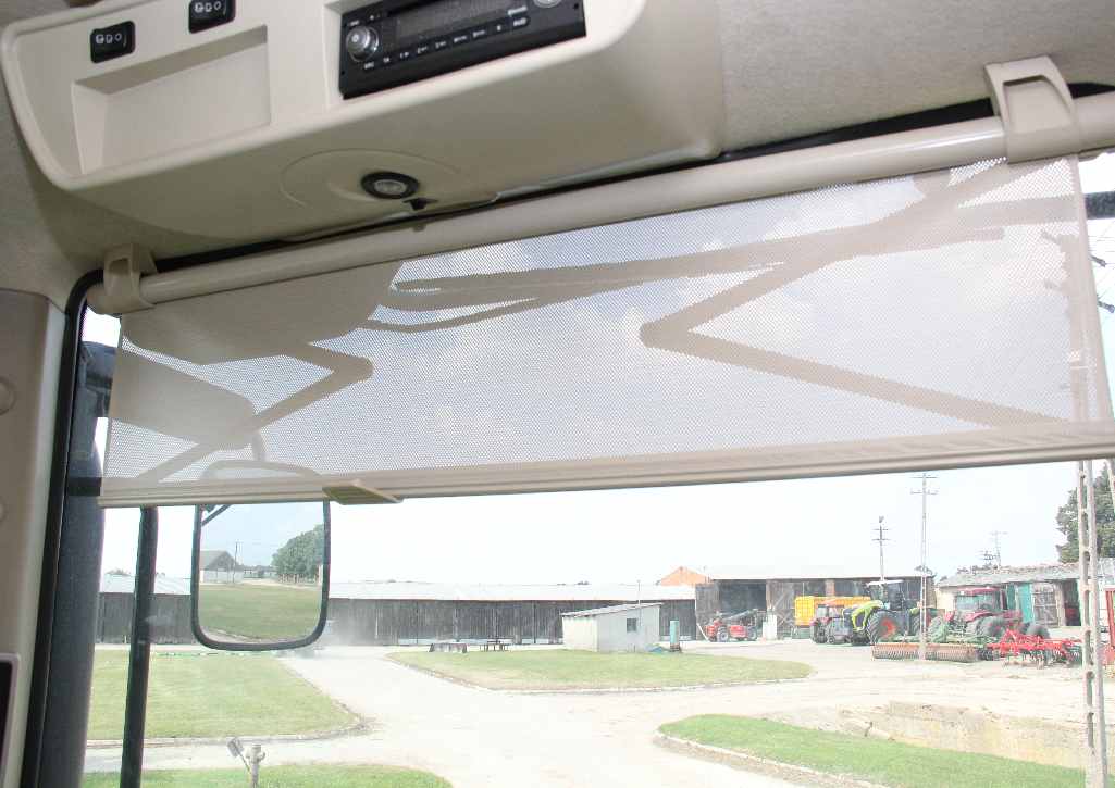 żaluzje przeciwsłoneczne John Deere 7290R