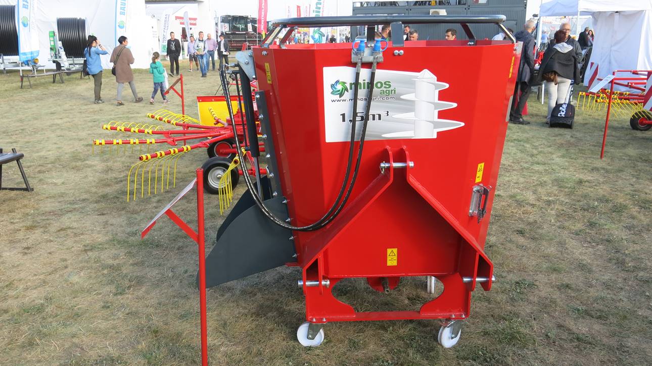 Wozy paszowe Minos Agri