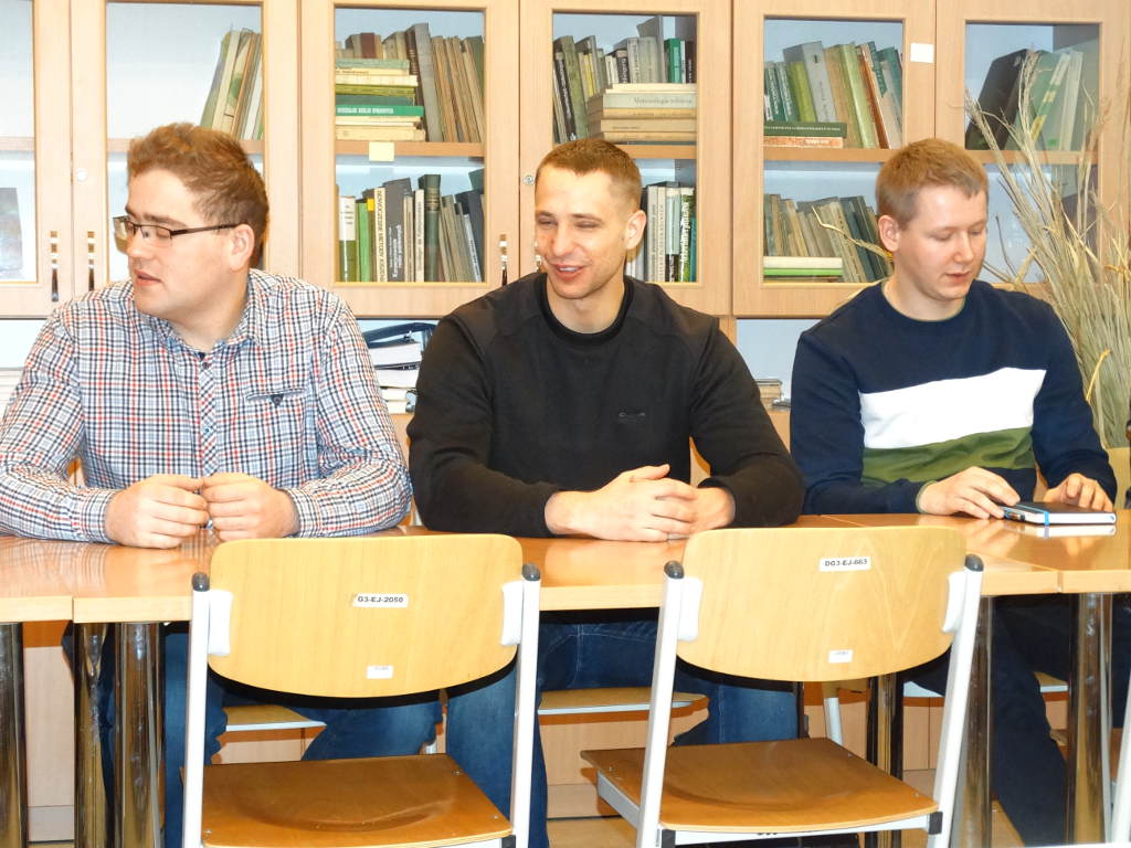 studenci WRiB