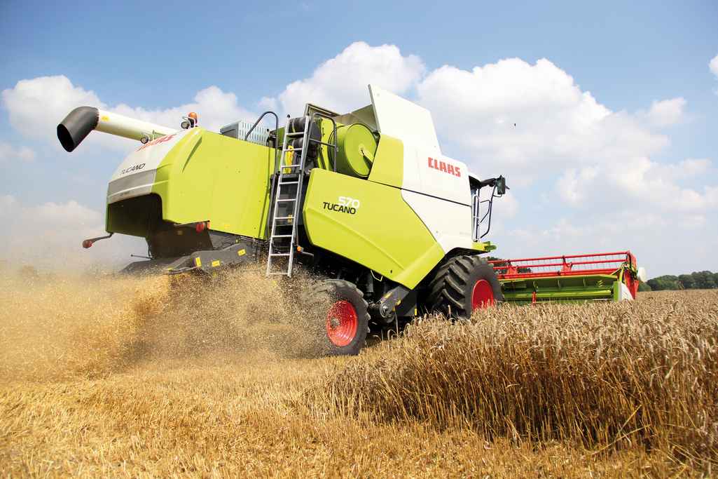 Claas Tucano 570