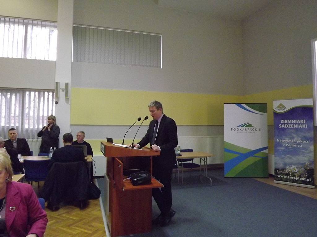 ziemniaki, konferencja w Boguchwale, PODR, Nowości w hodowli i ochronie ziemniaków, uprawa ziemniaków