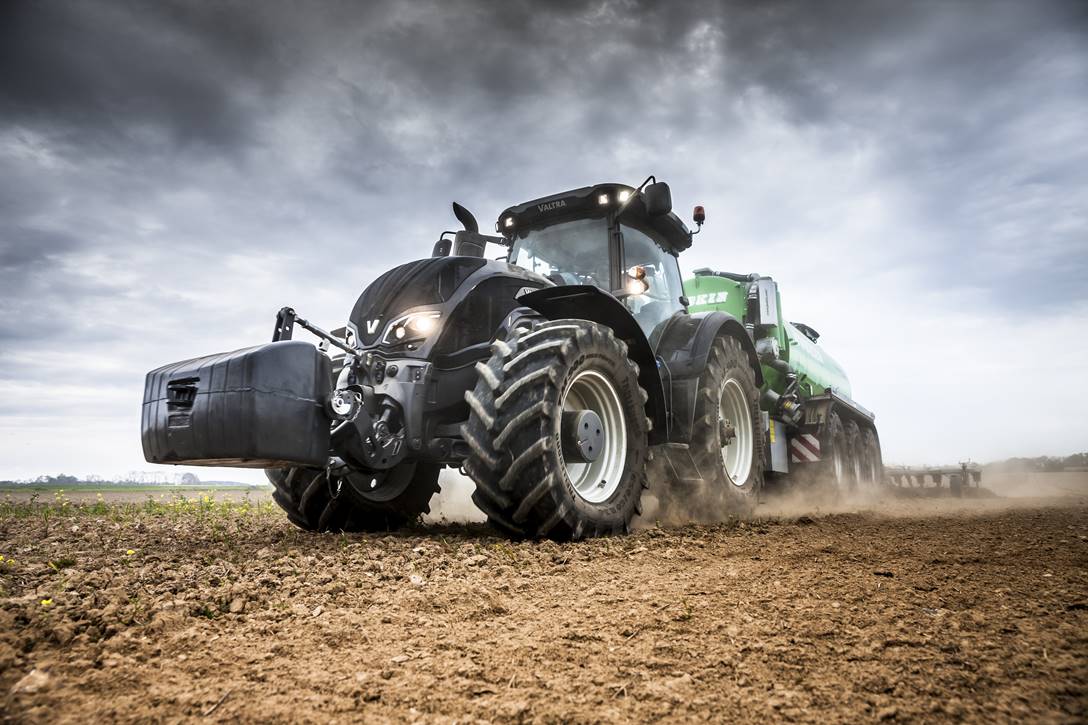 Nowa Valtra S394