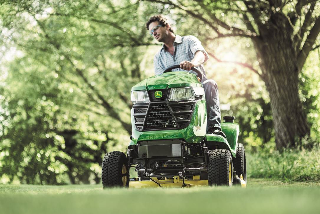 Ogrodowe kosiarki samojezdne John Deere