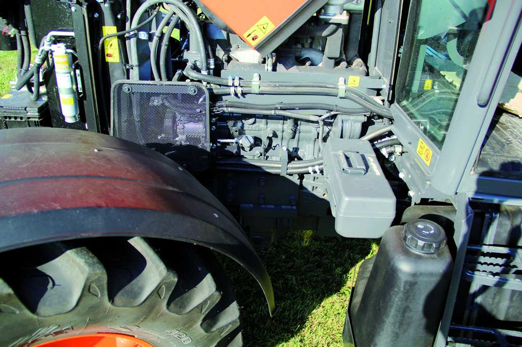 silnik Kubota M135GX