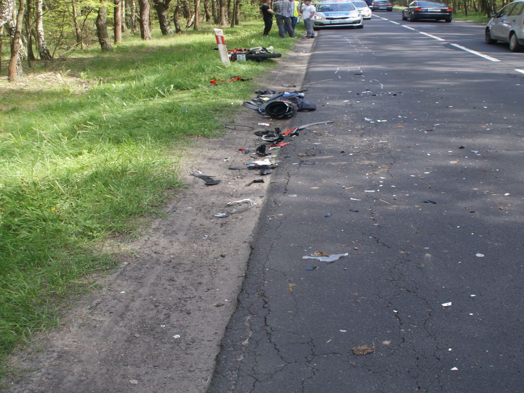 wypadki na drogach, policja, opolszczyzna, łódzkie, wypadki z udziałem maszyn rolniczych, maszyny rolnicze