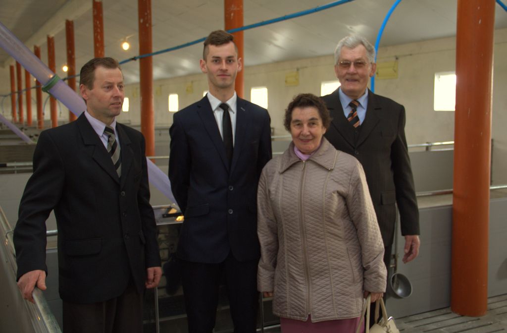 tuczarnia, tucz kontraktowy, Cedrob, Banach