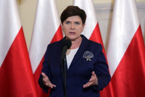 opłata paliwowa, rząd, beata szydło, ceny benzyny, Fundusz Dróg Samorządowych