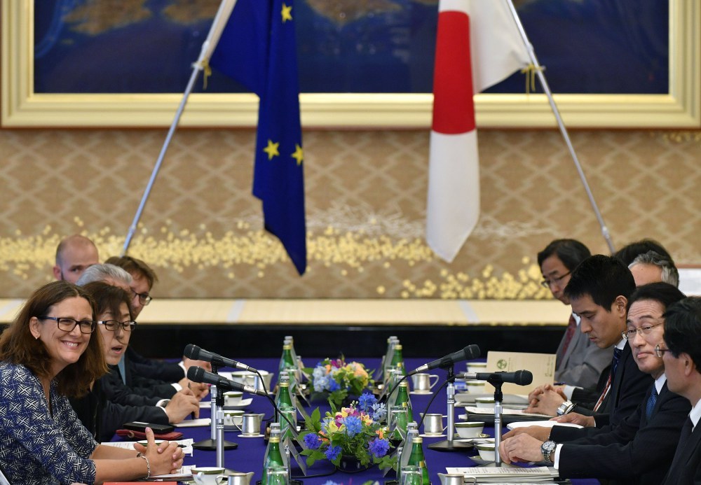 japonia, ue, umowa handlowa ue-japonia, handel, Fumio Kishida, Cecilia Malmstroem