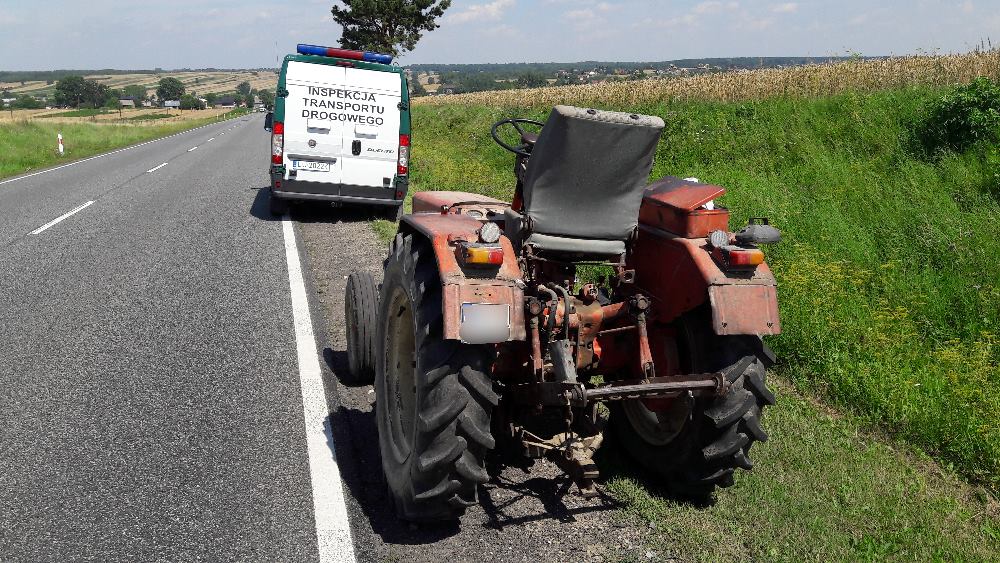 wypadki na drogach, pijani traktorzyści, policja, inspekcja transportu drogowego