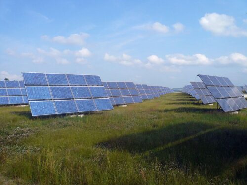 mikroinstalacje fotowoltaiczne, fotowoltaika, produkcja energi elektrycznej, oze, energia słoneczna