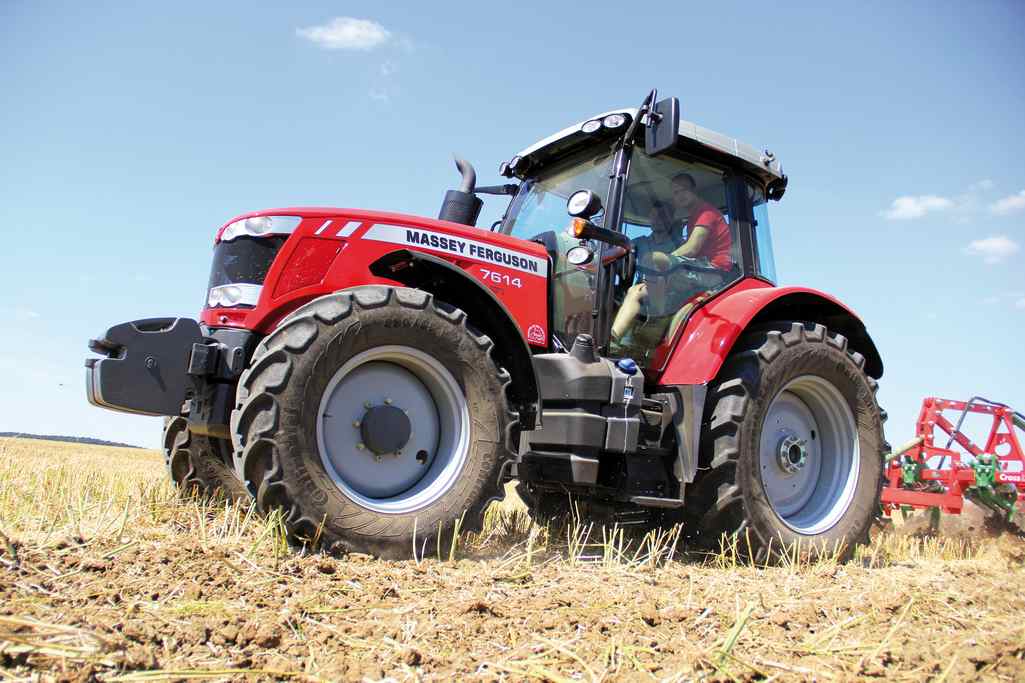 Massey Ferguson 7614 Dyna-4
