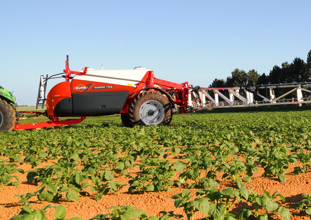 Kuhn Oceanis 7702