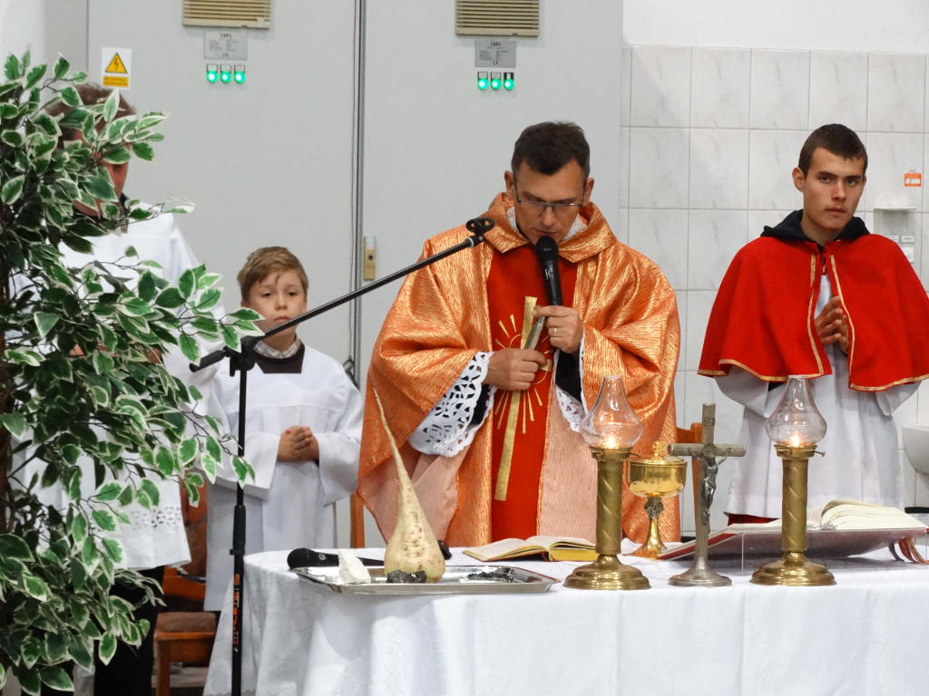 rozpalenie pieca, cukrownia Strzyżów, kampania cukrownicza