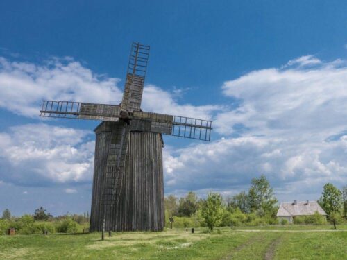 skansen, świętokrzyskie, Kto ma pszczoły, ten ma miód, miód, pszczoły