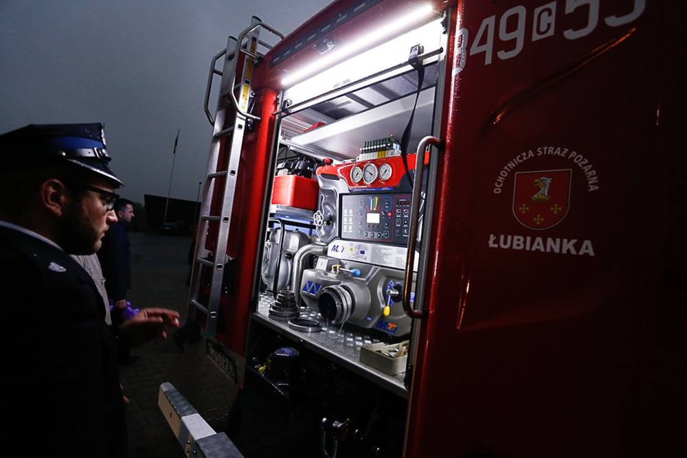 straż pożarna, OSP, nowy wóz OSP, kujawsko-pomorskie, OSP w Łubiance, pieniądze na sprzęt dla strażaków, OSP