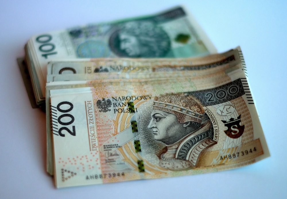 krajowy rejestr długów, krd, Adam Łącki, niezapłacone kredyty, zobowiązania finansowe, rejestr dłużników
